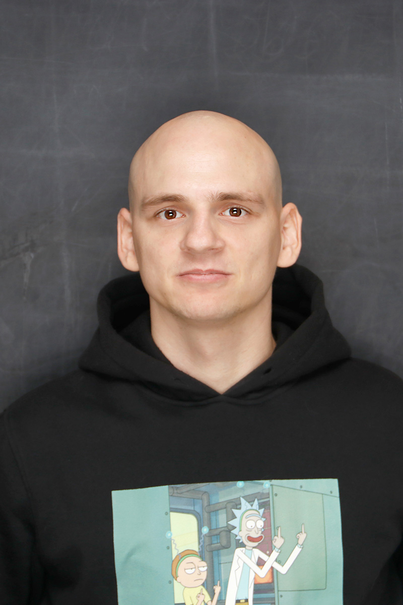 Porträt des Programmierers Damian Posuniak.